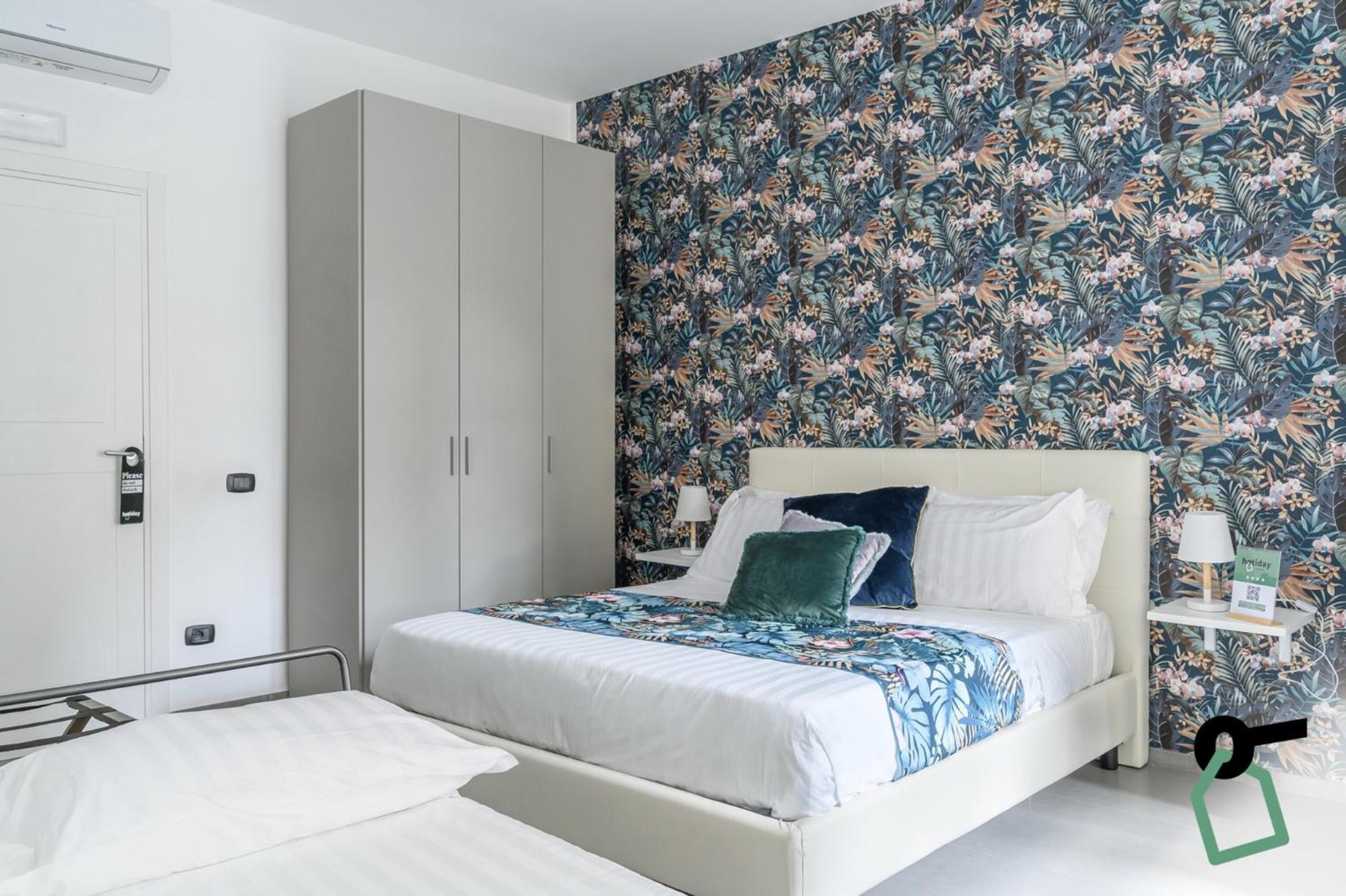 Hotiday Room Collection - Napoli Sant'Arcangelo Exterior photo