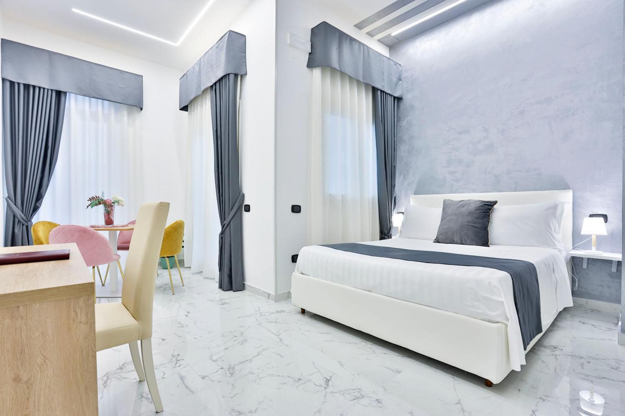 Hotiday Room Collection - Napoli Sant'Arcangelo Exterior photo